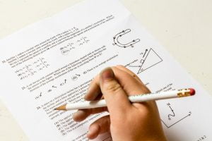 Inscrieri-record la Testele speciale