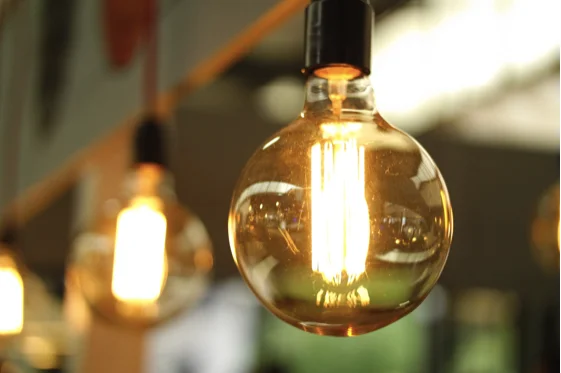 Cum a influențat pandemia de coronavirus valoarea facturilor la electricitate în SUA?