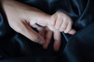 10 idei de afaceri acasa pentru mamici