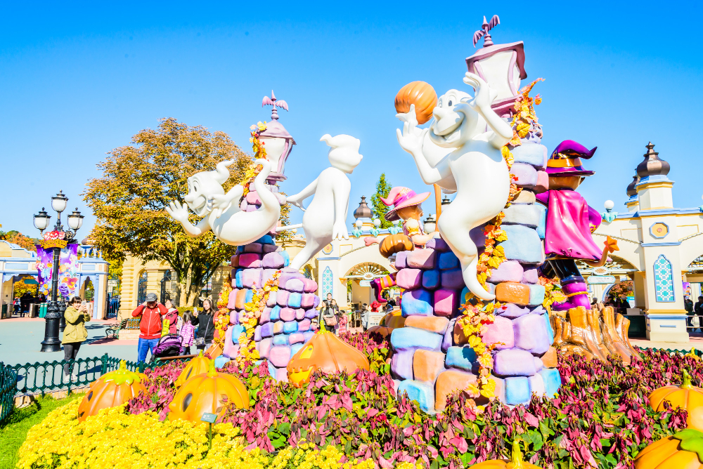 Cat costa vacanta la Disneyland Paris si biletele de transport? Sfaturi utile Cat costa vacanta la Disneyland Paris si biletele de transport? Sfaturi utile